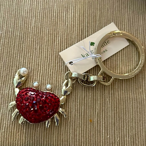 Kate Spade Pinch Me Faux Pearl Crab Keychain Bag Charm KB604 New without tags - Picture 1 of 4